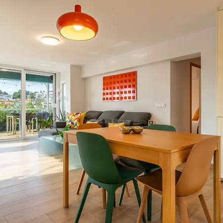 Luxury Designer Front Two Bedroom * Salou