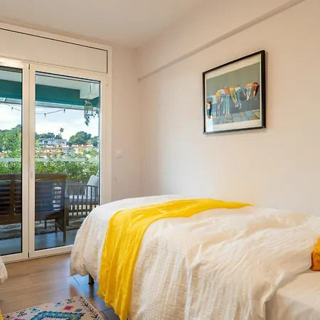 Luxury Designer Front Two Bedroom Apartamento *