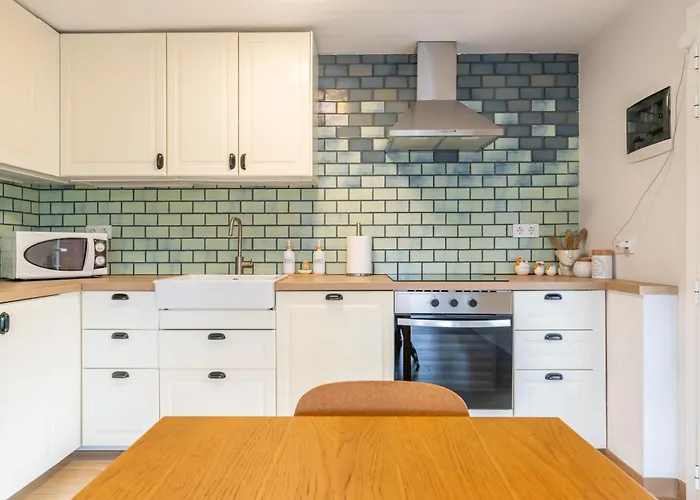 Apartman Luxury Designer Front Two Bedroom *