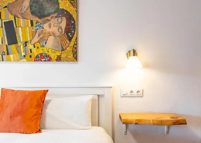 Luxury Designer Front Two Bedroom Apartman *